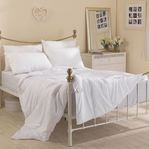Pure White 4.5 Tog Microfibre Duvet